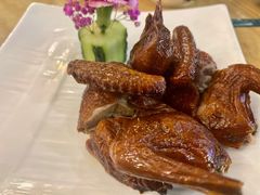 乳鸽-德胜轩正宗顺德菜(宝安沙井会展中心店)