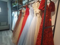 -圣霏亚礼服租赁·主持人服装租赁(上海静安总店)