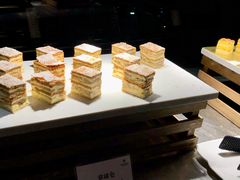 拿破仑-岷山饭店-芝芝自助餐厅