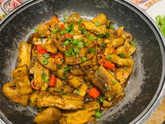 -黄泥岗·地道湖北菜(奥特莱斯店)