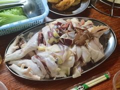 炭炉果鸡煲-威邵鸡煲(西华路总店)