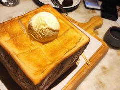 面包诱惑-绿茶餐厅(西湖银泰百货店)