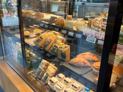 -星巴克臻选(上海长风大悦城店)