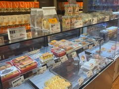 -黄远堂凤梨酥·伴手礼(中山路六店)