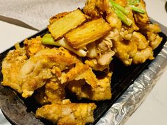 五号招牌白胡椒鸡-五号茶居·新派粤菜·岭南五号酒店(沿江中路店)