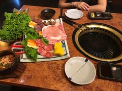 -炼火烤肉店