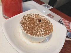 -爱丽丝牛排西餐厅(光谷步行街店)