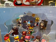 -泡泡玛特POPMART(蓝色港湾店)