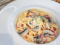 奶油蘑菇培根意面-UPPER KITCHEN(延安路店)