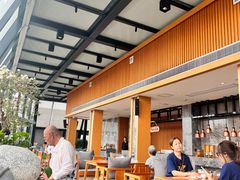 -四月吧餐厅(正阳步行街店)