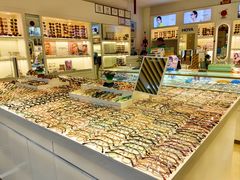 -新视达眼镜店·蔡司·依视路(名镜苑店)