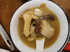 -菌乡缘·野生菌蒸汽鱼火锅(江边夜市店)