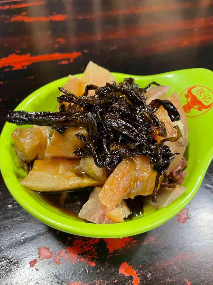 随意间路过的小店因为天冷进去了不错不错很好吃也暖