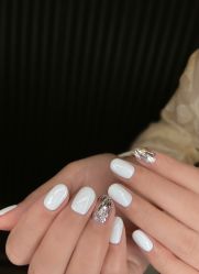 -情同手足美甲美睫