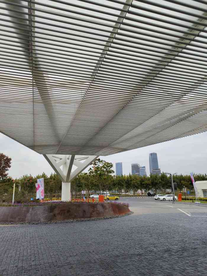 前滩体育公园-"其实人生就是一场足球赛,我们这些踌躇满志..."-大众点