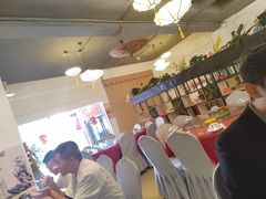 大堂-宣威年猪饭·二十年云南家常菜·特色小炒肉(金碧店)