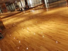 -威蒂斯国际健身游泳会所(东莞庄路店)