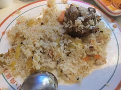 -那拉提肉筋抓饭