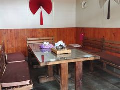 卡座-丽江庭院之爱在路上(西单店)