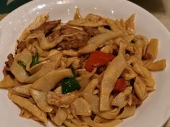 -年辉渔村·非遗传承餐厅(新丰江店)