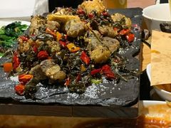 -东口码头·烧鸽子·鱼头泡饼·地方菜(金鹰悦城店)