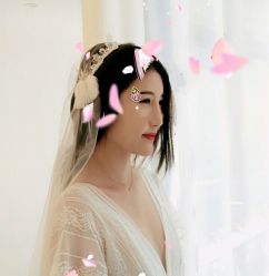 点击看大图 -LaMousse婚纱买手店
