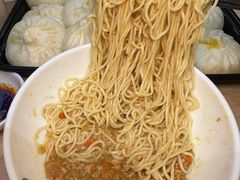 -李与白包子铺(桐梓林店)