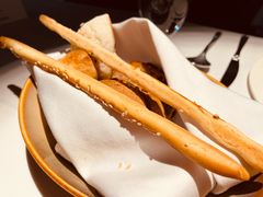 -Erman岩烧牛排(虹桥南丰城店)