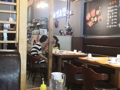 大堂-唯成•韩国炭火烤肉 유성고기