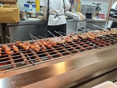 -四囍码头海鲜烧烤自助火锅(外滩南京东路悦荟广场店)