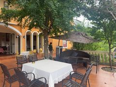 -朋友家餐厅·民宿(龙泉阳光城百工堰公园店)