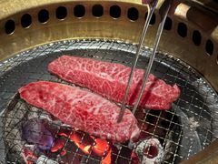 -山川小町·极番烧肉(新地假日广场店)