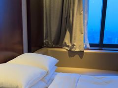 -上海龙之梦万丽酒店