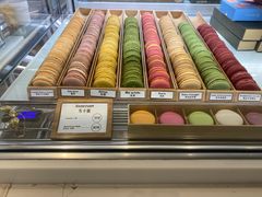 面包甜点陈列柜-TIENSTIENS将将(三里屯店)