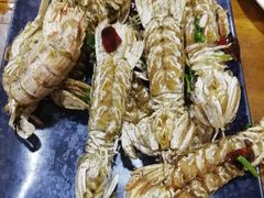 -老东镇啤酒屋海鲜加工·蒸汽海鲜·海鲜烧烤(台东店)