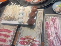 -七甲山烤肉(长白山奇石山珍根艺一条街店)