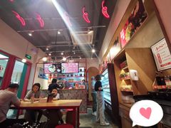 大堂-小蛮椒麻辣烫·麻辣拌(青浦宝龙店)