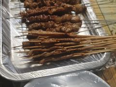 -勃利地摊·勃立小串烧烤