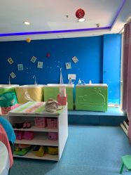 -海豚湾婴儿游泳(塘沽店)