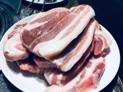 厚切五花肉-33韩式自助烧烤(环城南路店)