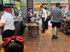 大堂-荔银肠粉(广州天河华利路店)