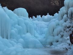 -大平台龙居瀑布旅游区