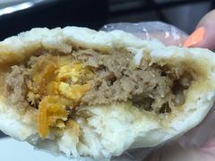 咸蛋黄超人包-老陶包子铺(南大西南村店)
