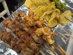 -云晓光头烧烤吧(德平路店)