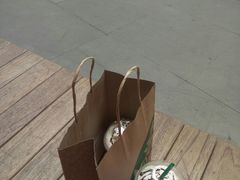 -星巴克(广州南站A18检票口楼上)