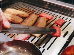 -臻牛烤肉