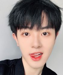 -环球蝶上美业连锁