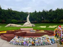 -上海市龙华烈士陵园