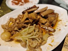 -老鼎万春卤菜(五代传承创始老店)