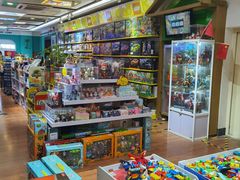 -新华书店(泉城路店)